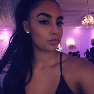 Meet your Posher, Jacqueline